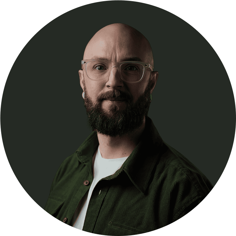 Lewis Logan, somatic trauma therapist in Bridport, Dorset—helping people heal from stress and overwhelm through nervous system work and Somatic Experiencing.
